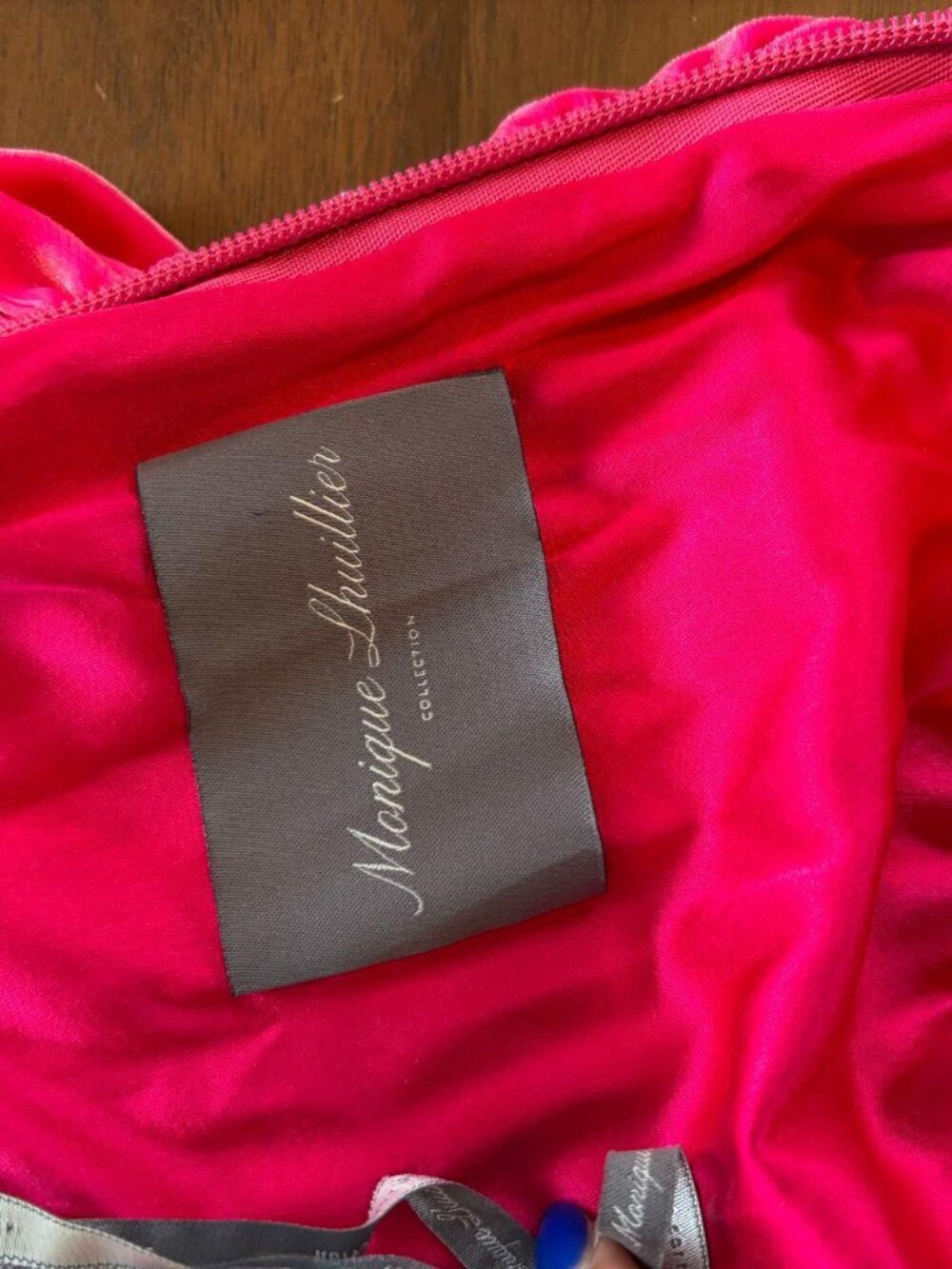 Monique Lhuillier Hot Pink Gown - Picture 6 of 7